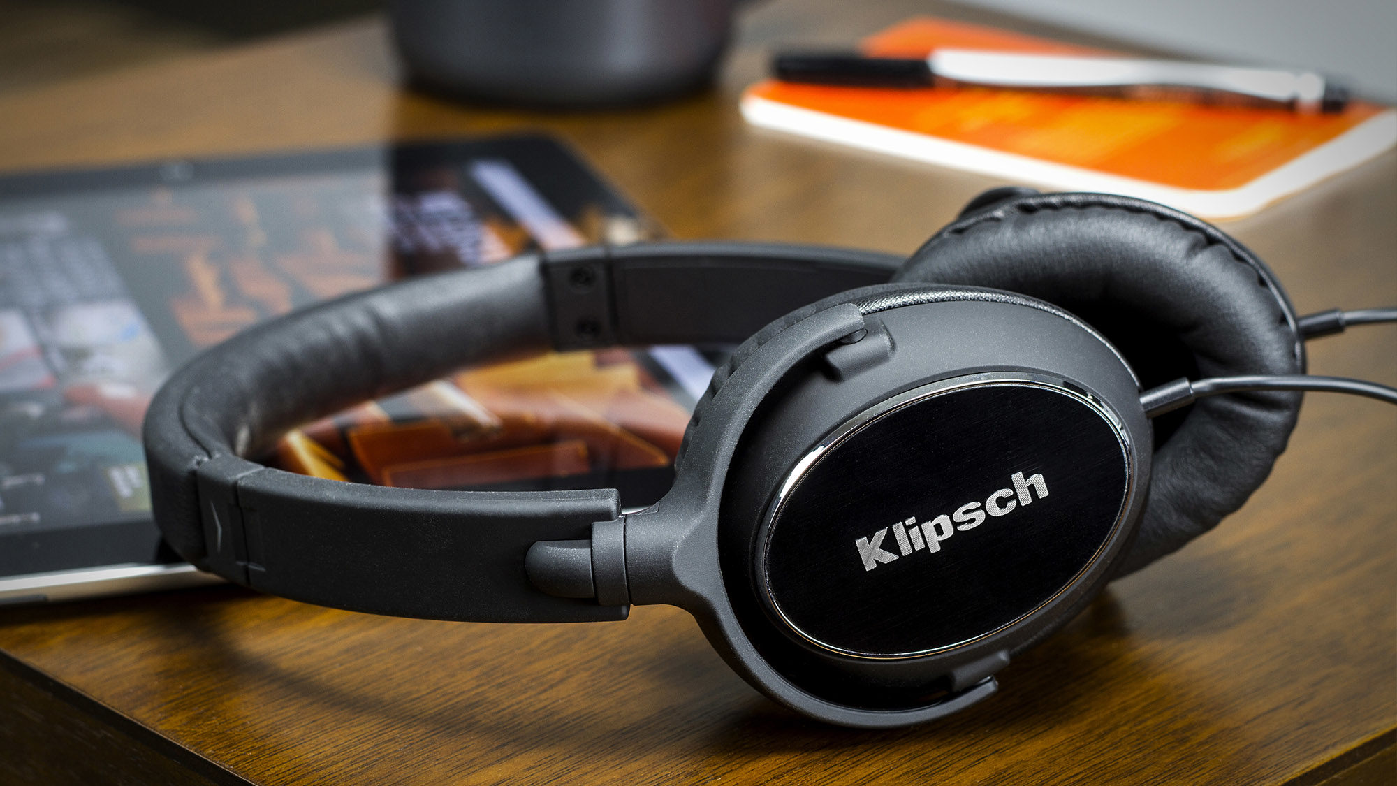 Klipsch  Reference  R6  Lifestyle 2